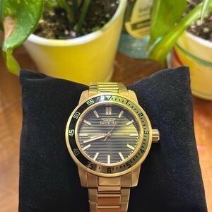 Glow In Dark Invicta Gold and Black Men's Stainless Bracelet Watch